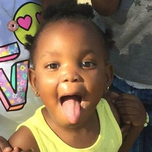 Meet your Posher, Nickeya